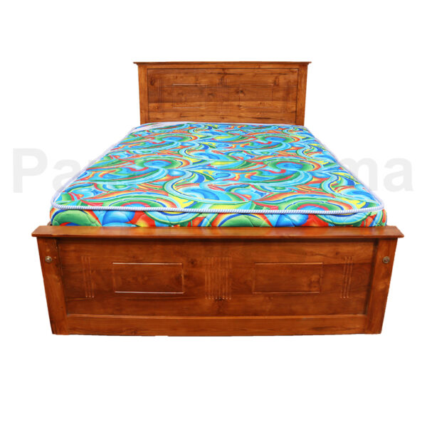 Small Legs Teak Bed